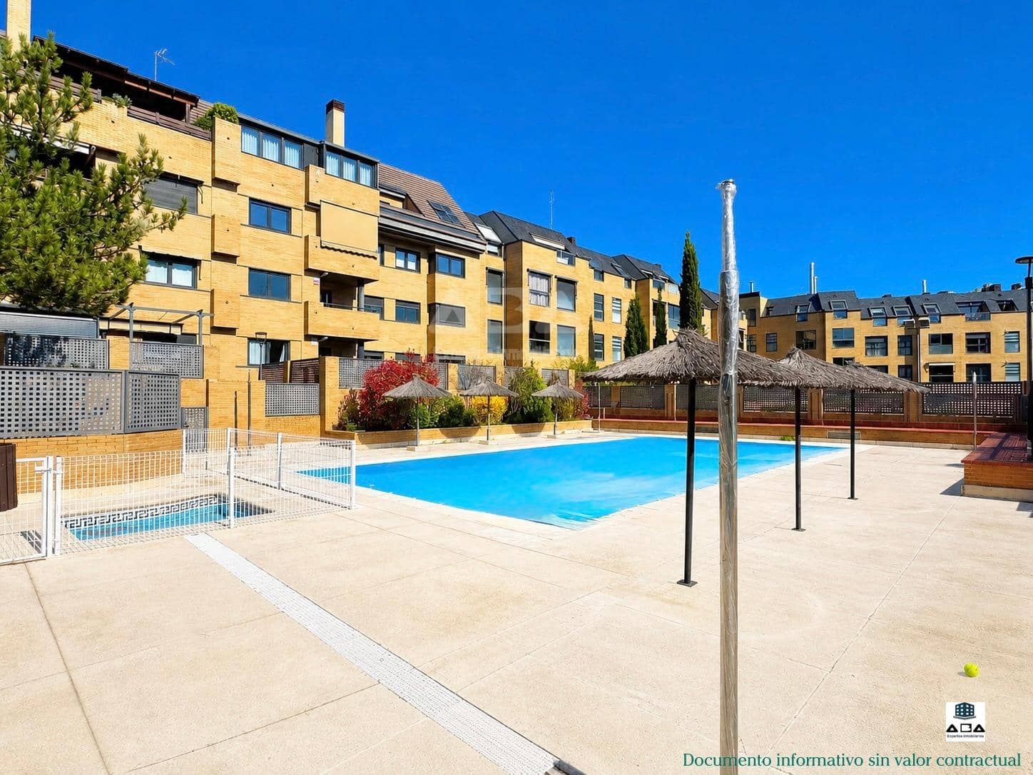 3 sovrum Lägenhet till salu i Las Rozas de Madrid med pool garage - 639 000 € (Ref: 9945815)