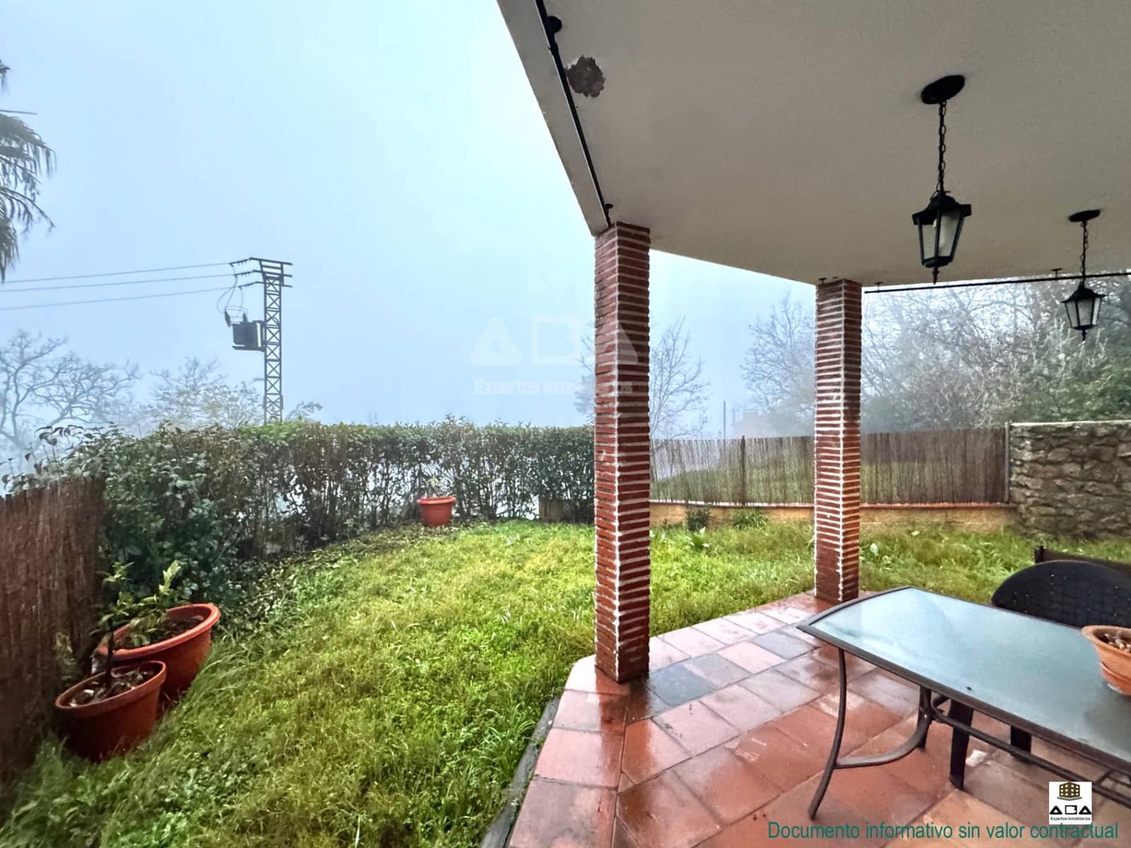 4 sypialnia Willa na sprzedaż w Poyales del Hoyo z basenem garażem - 287 000 € (Ref: 9945816)