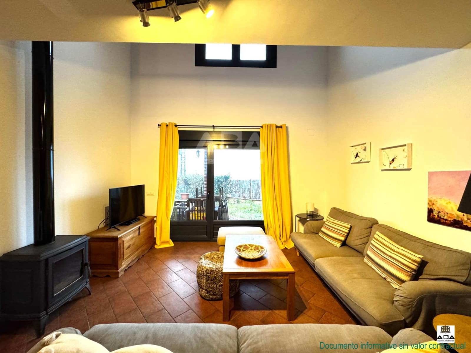 4 sovrum Villa till salu i Poyales del Hoyo med pool garage - 287 000 € (Ref: 9945816)