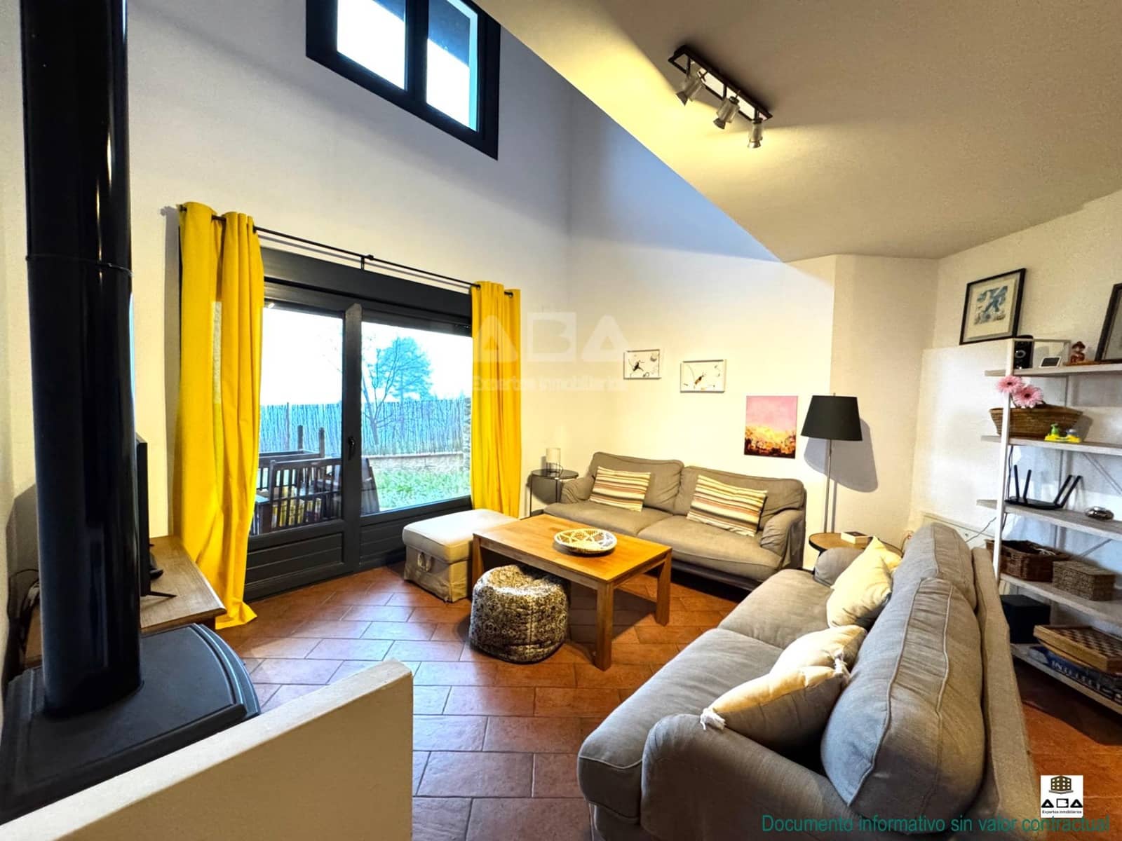 4 sovrum Villa till salu i Poyales del Hoyo med pool garage - 287 000 € (Ref: 9945816)