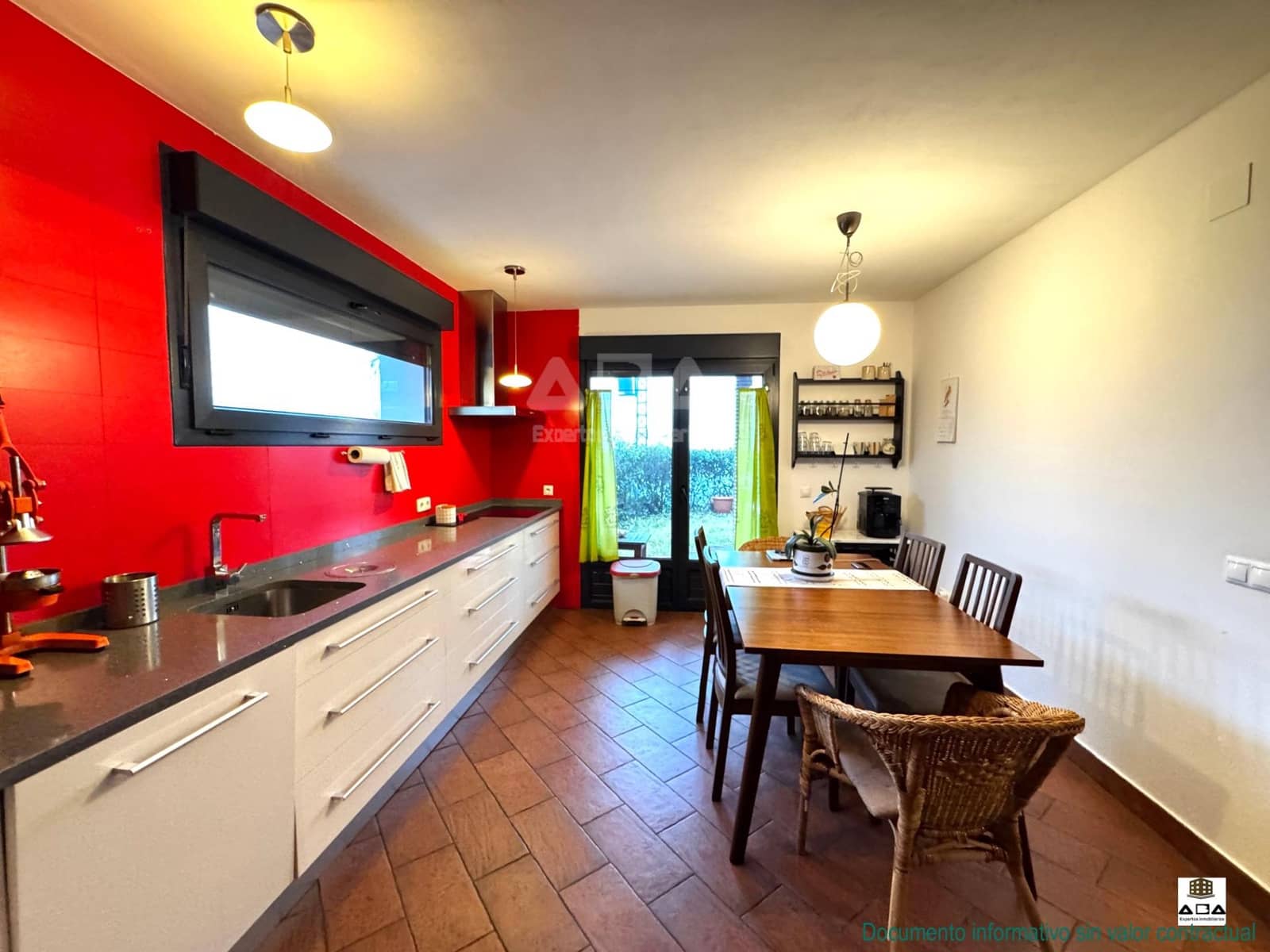 4 sovrum Villa till salu i Poyales del Hoyo med pool garage - 287 000 € (Ref: 9945816)