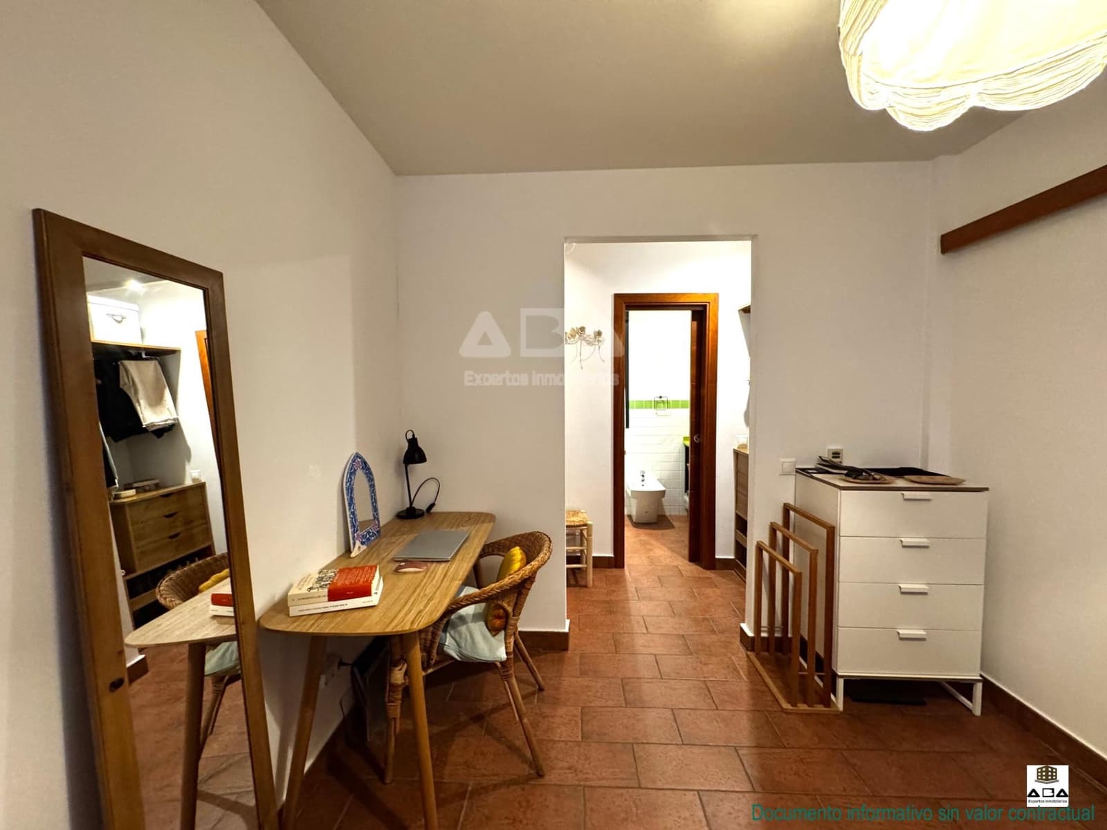 4 bedroom Villa for sale in Poyales del Hoyo with pool garage - € 287,000 (Ref: 9945816)