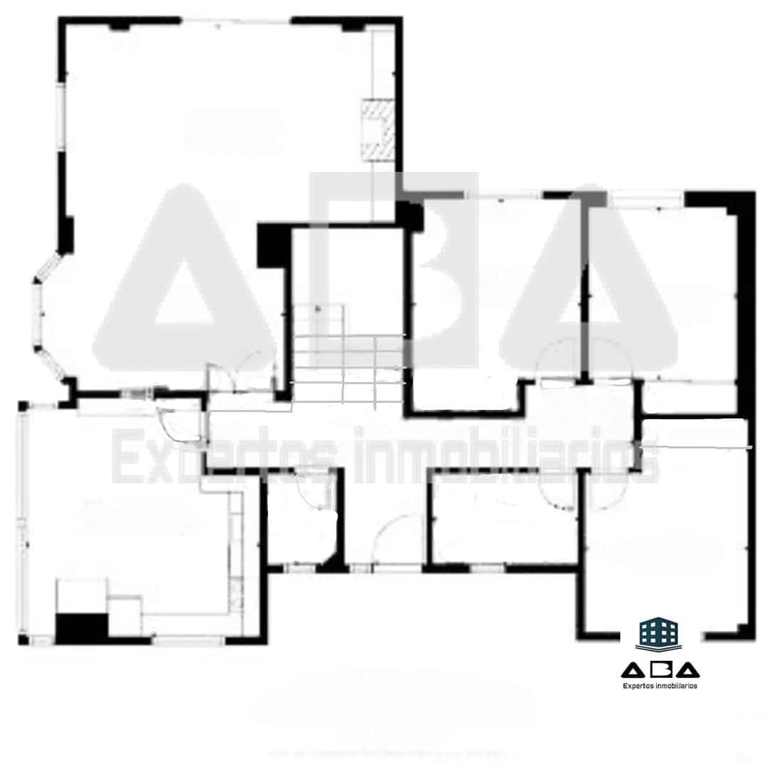 5 soverom Villa til salgs i Villanueva de la Canada med svømmebasseng garasje - € 875 000 (Ref: 9945817)