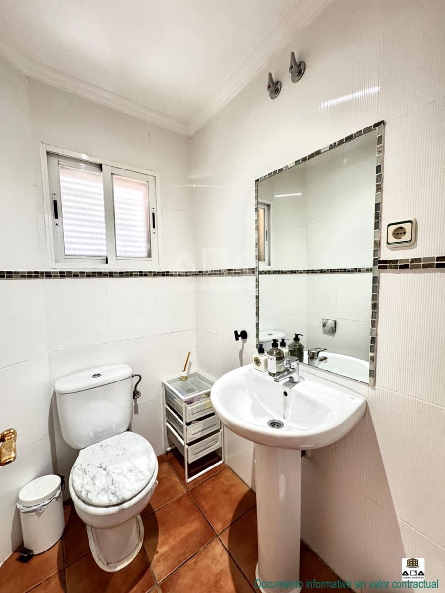 5 quarto Moradia para venda em Villanueva de la Canada com piscina garagem - 875 000 € (Ref: 9945817)