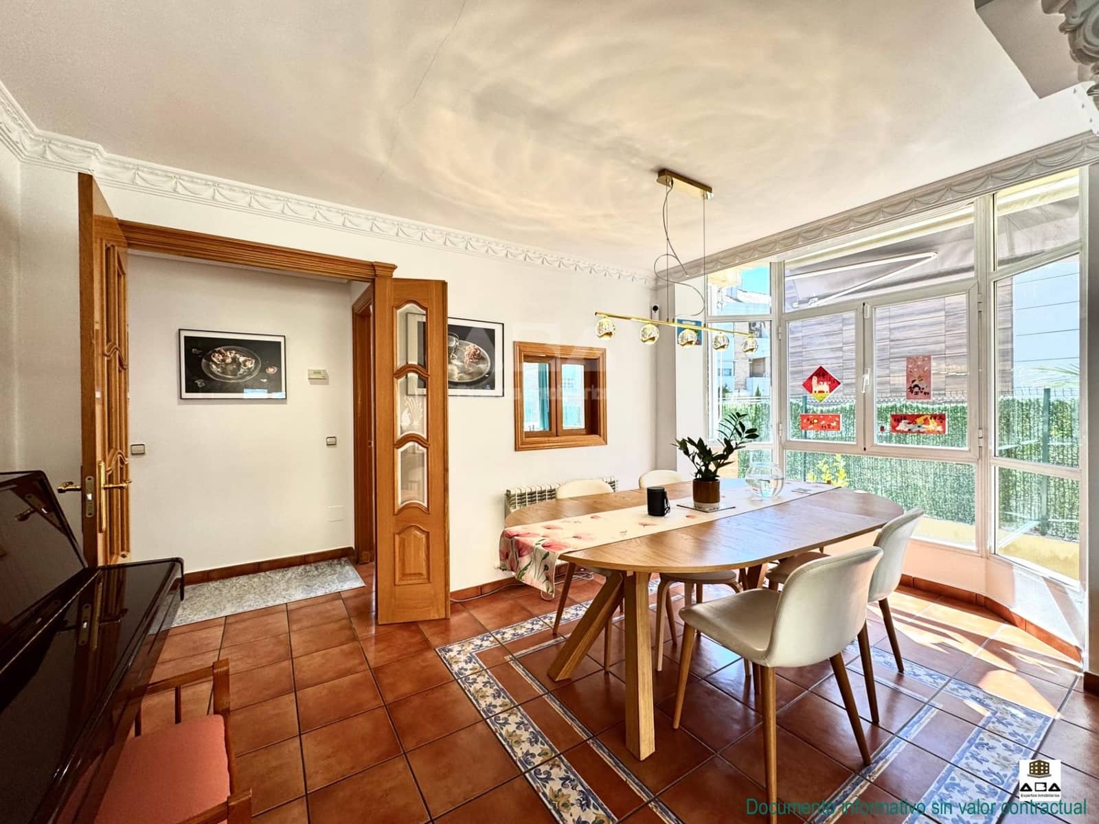 5 quarto Moradia para venda em Villanueva de la Canada com piscina garagem - 875 000 € (Ref: 9945817)