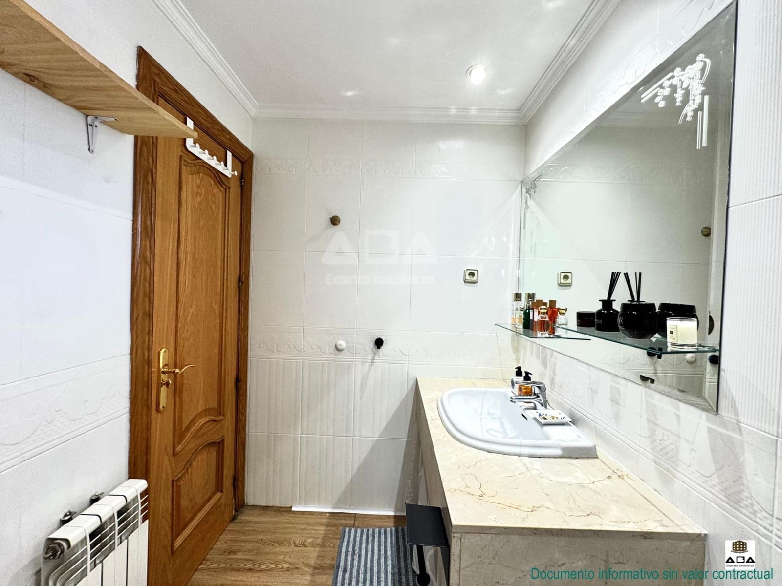 5 quarto Moradia para venda em Villanueva de la Canada com piscina garagem - 875 000 € (Ref: 9945817)