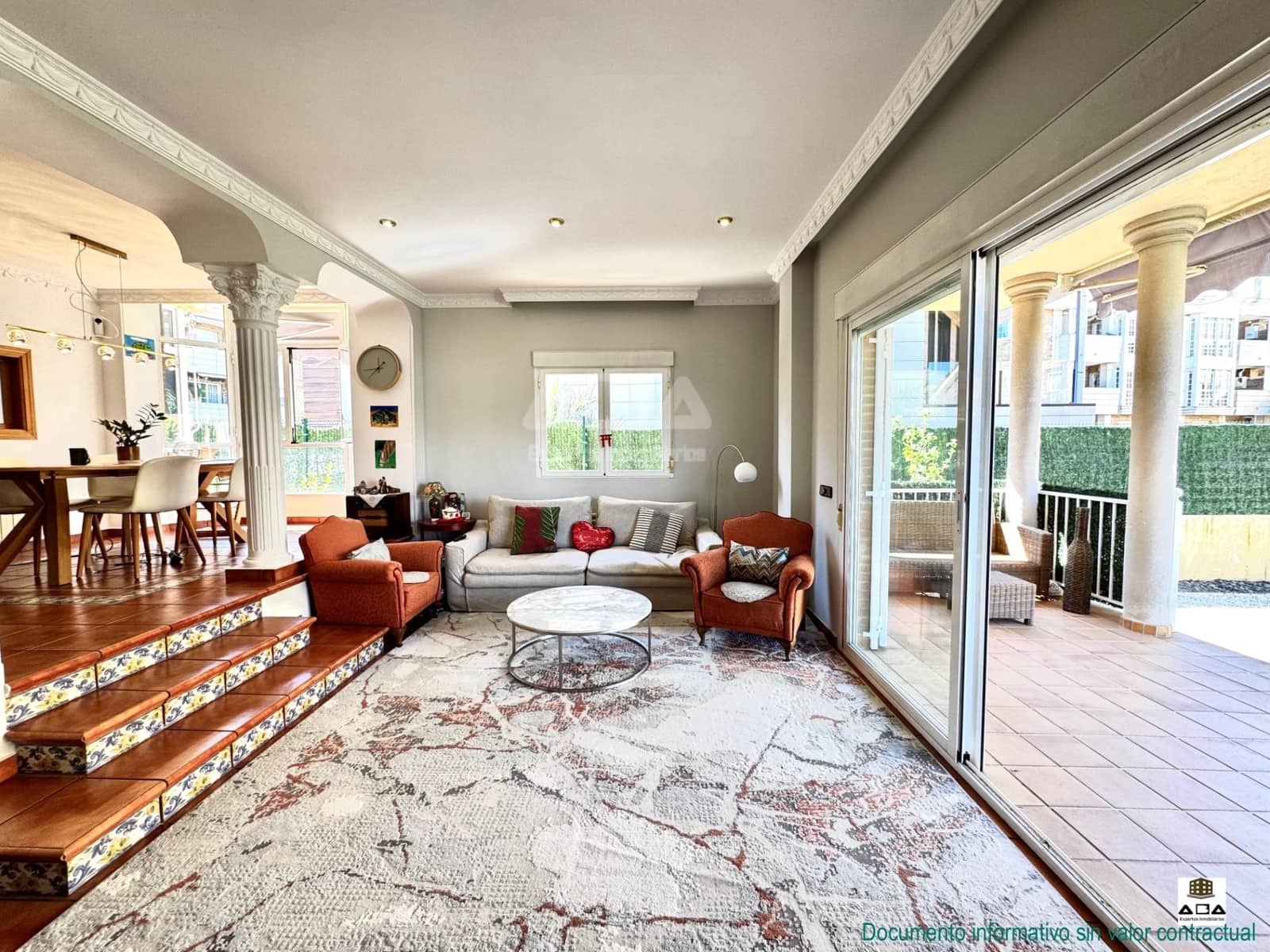 5 quarto Moradia para venda em Villanueva de la Canada com piscina garagem - 875 000 € (Ref: 9945817)