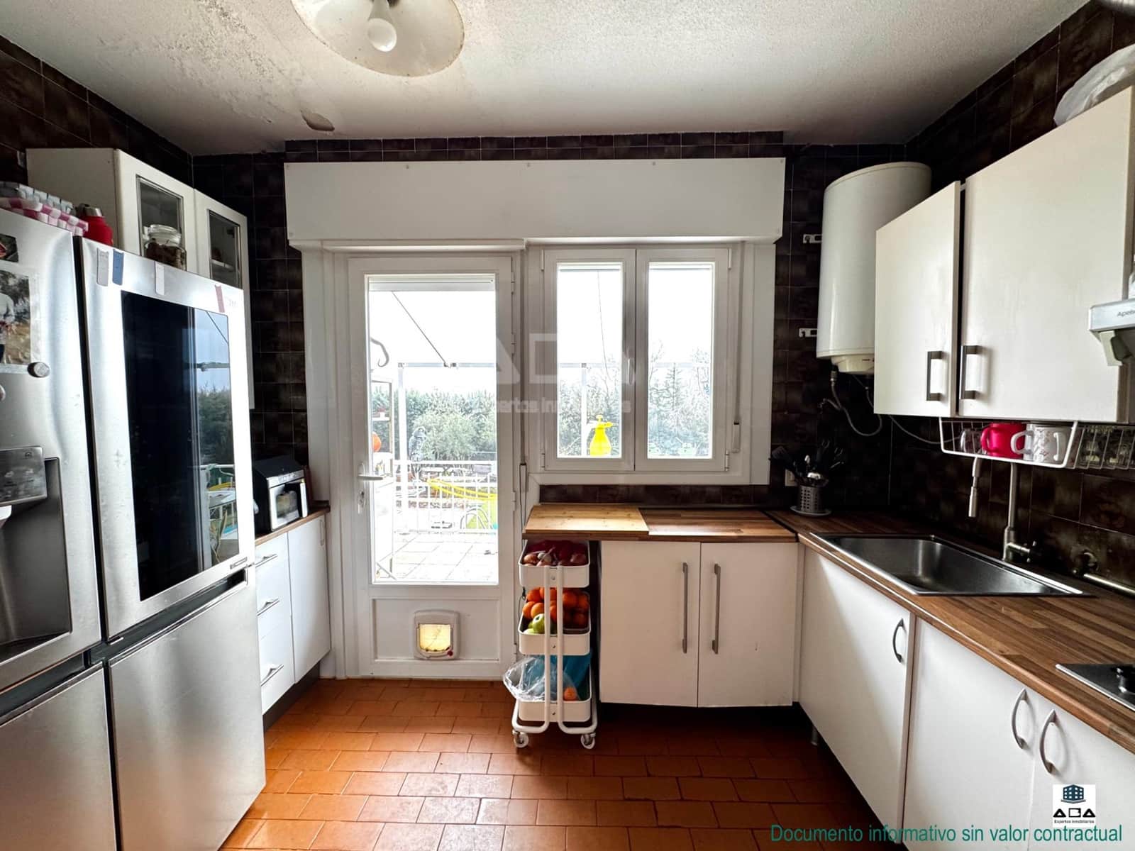 Chalet de 2 habitaciones en Valdemorillo en venta con piscina garaje - 425.000 € (Ref: 9945818)