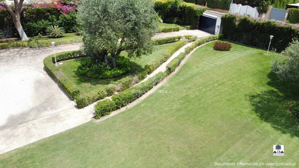 6 quarto Moradia para venda em Jerez de la Frontera com piscina garagem - 2 990 000 € (Ref: 9945819)