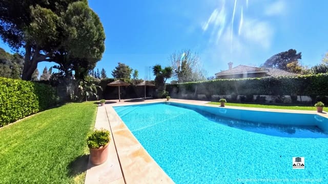6 slaapkamer Villa te koop in Jerez de la Frontera met zwembad garage - € 2.990.000 (Ref: 9945819)