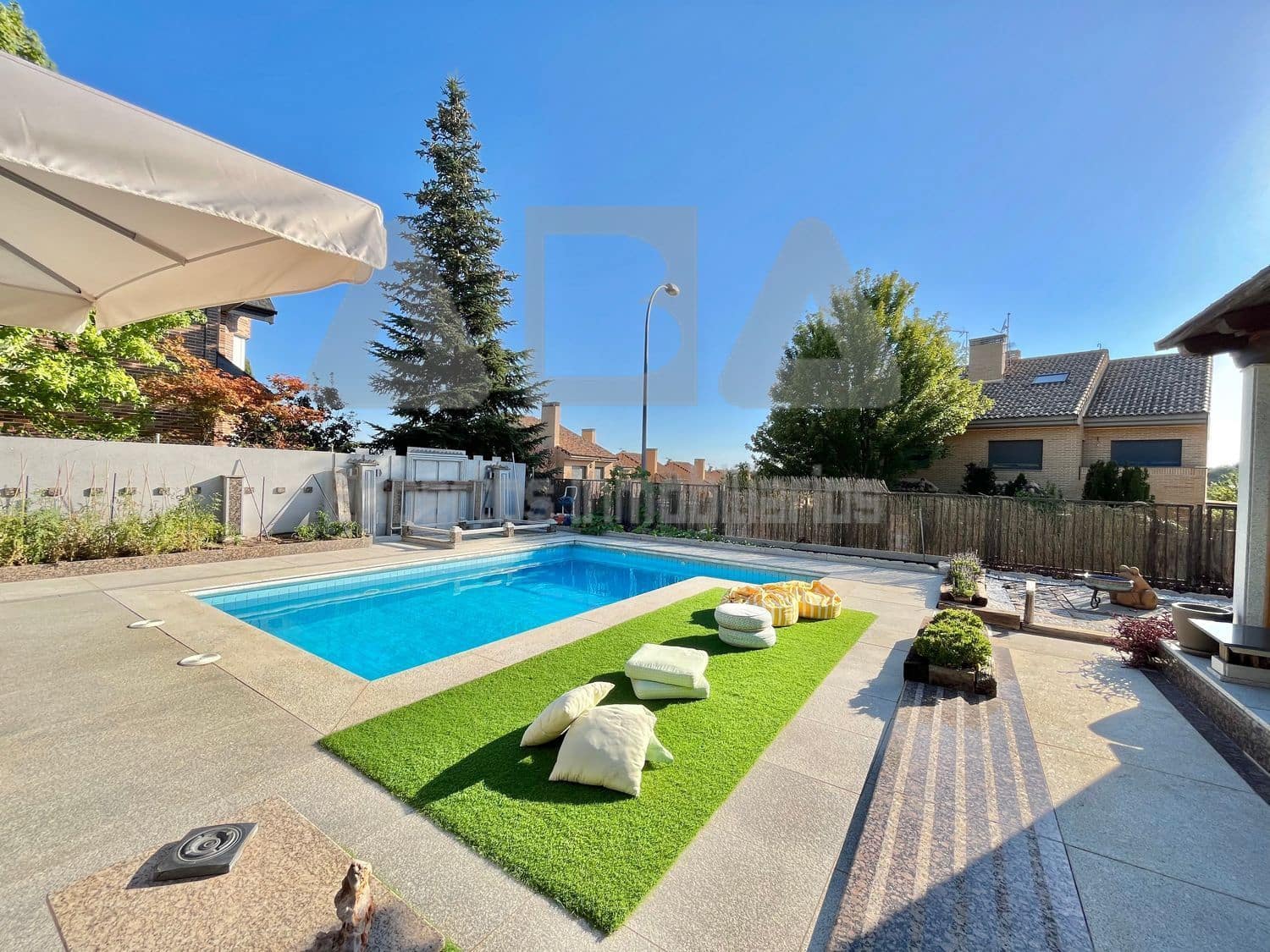 3 quarto Moradia para venda em Torrelodones com piscina garagem - 1 100 000 € (Ref: 9945821)
