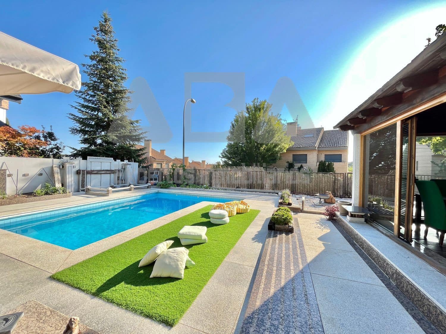 3 quarto Moradia para venda em Torrelodones com piscina garagem - 1 100 000 € (Ref: 9945821)