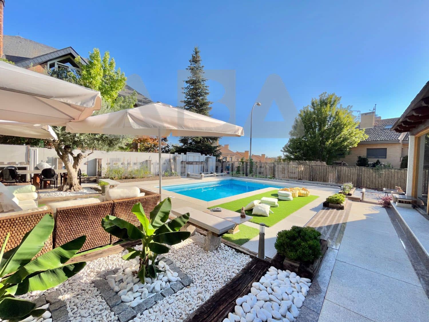 3 quarto Moradia para venda em Torrelodones com piscina garagem - 1 100 000 € (Ref: 9945821)
