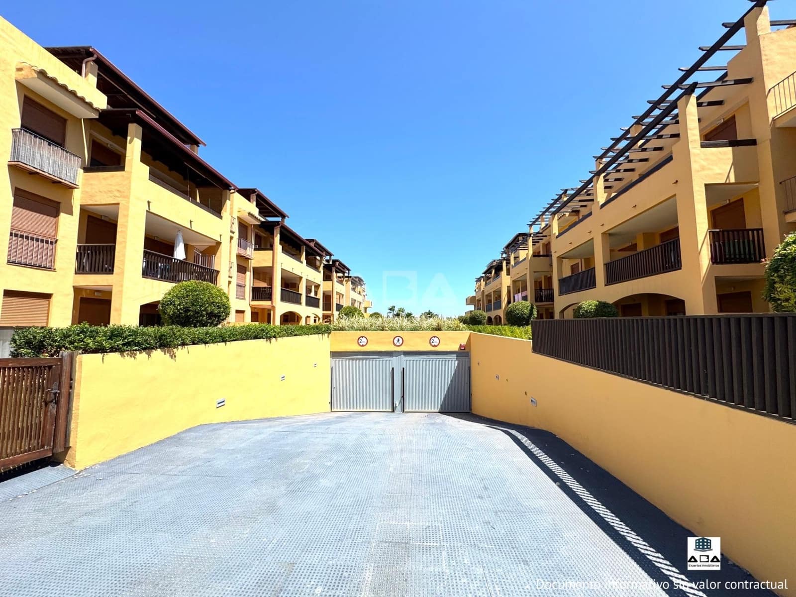 2 sovrum Strandlägenhet till salu i Alcossebre med pool - 299 000 € (Ref: 9945826)