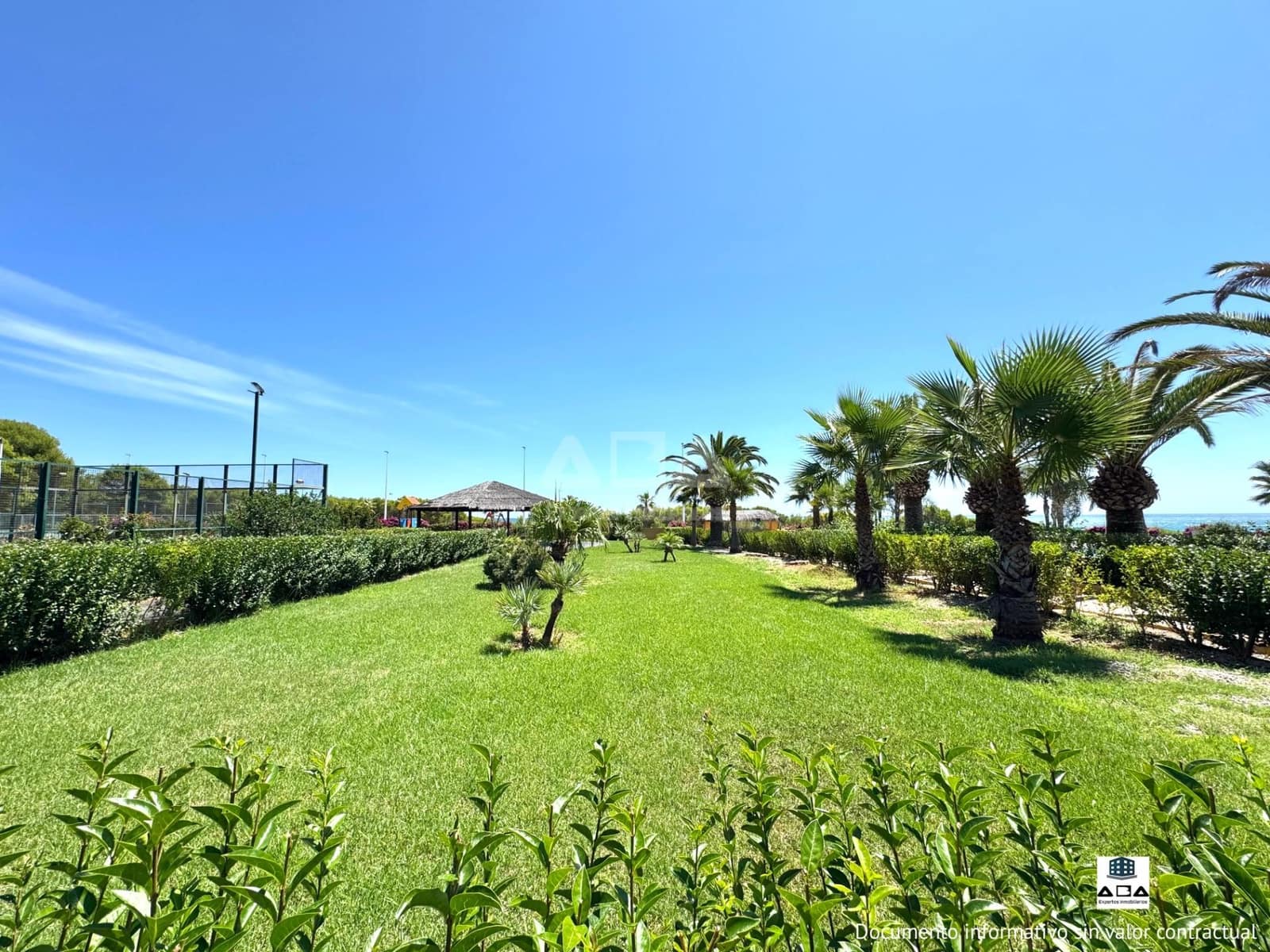 2 sovrum Strandlägenhet till salu i Alcossebre med pool - 299 000 € (Ref: 9945826)