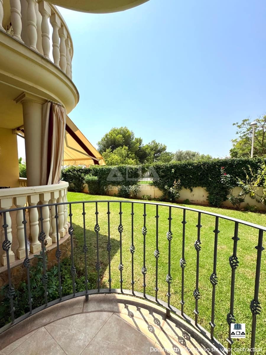 2 bedroom Beach Apartment for sale in Alcossebre with pool garage - € 229,000 (Ref: 9945827)