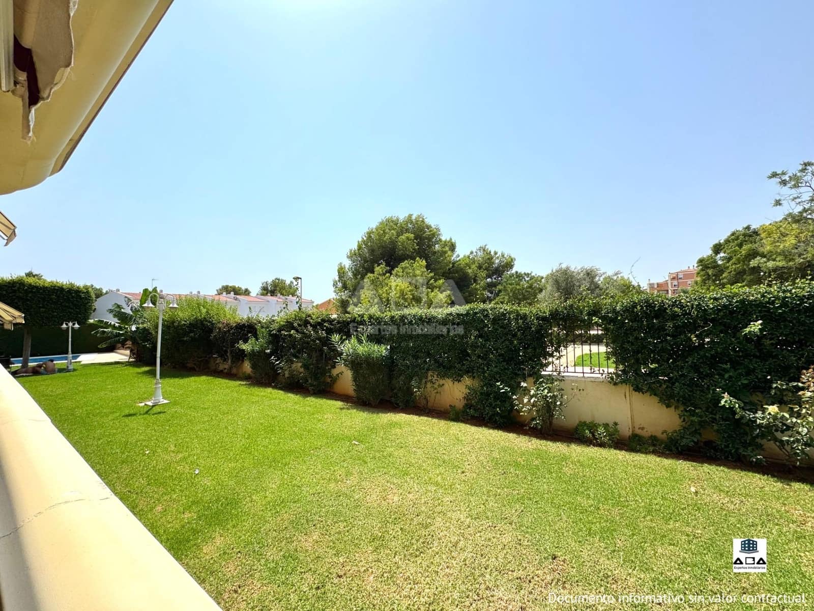 2 bedroom Beach Apartment for sale in Alcossebre with pool garage - € 229,000 (Ref: 9945827)