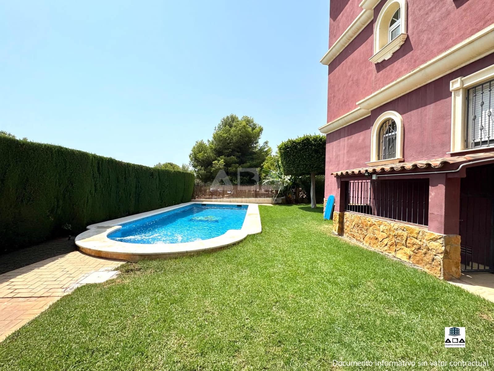 2 bedroom Beach Apartment for sale in Alcossebre with pool garage - € 229,000 (Ref: 9945827)