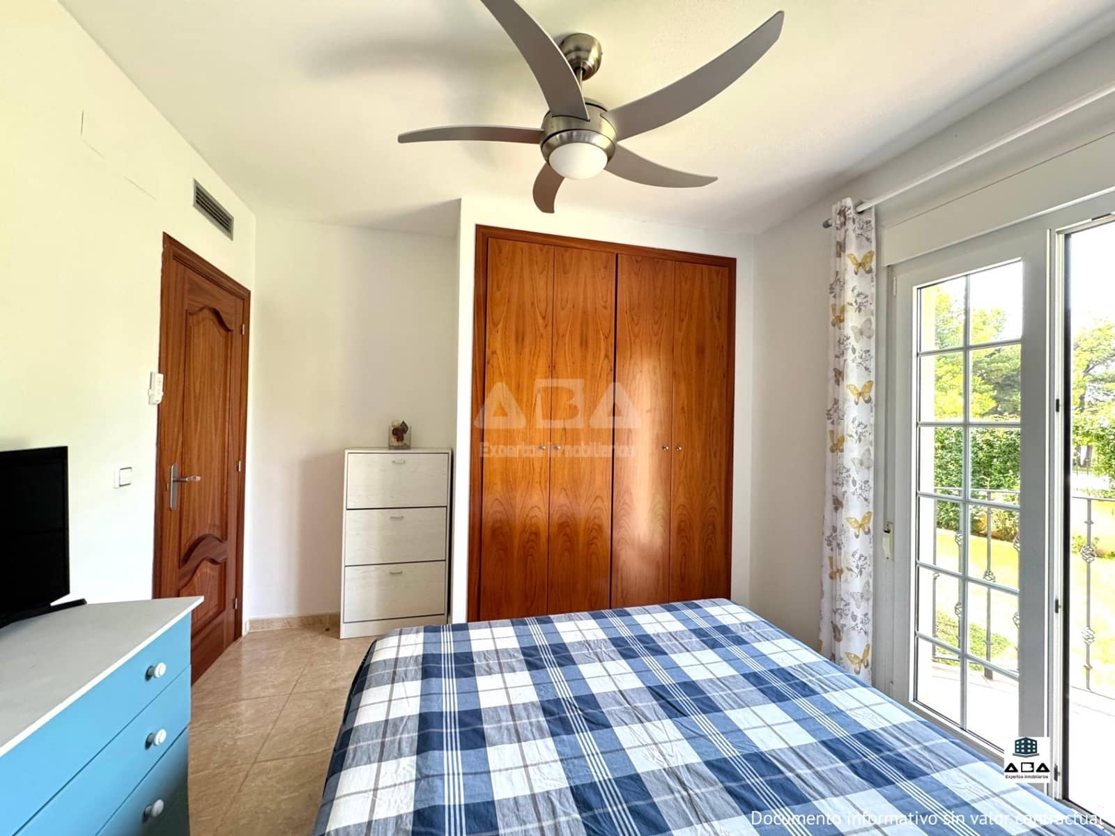 2 bedroom Beach Apartment for sale in Alcossebre with pool garage - € 229,000 (Ref: 9945827)