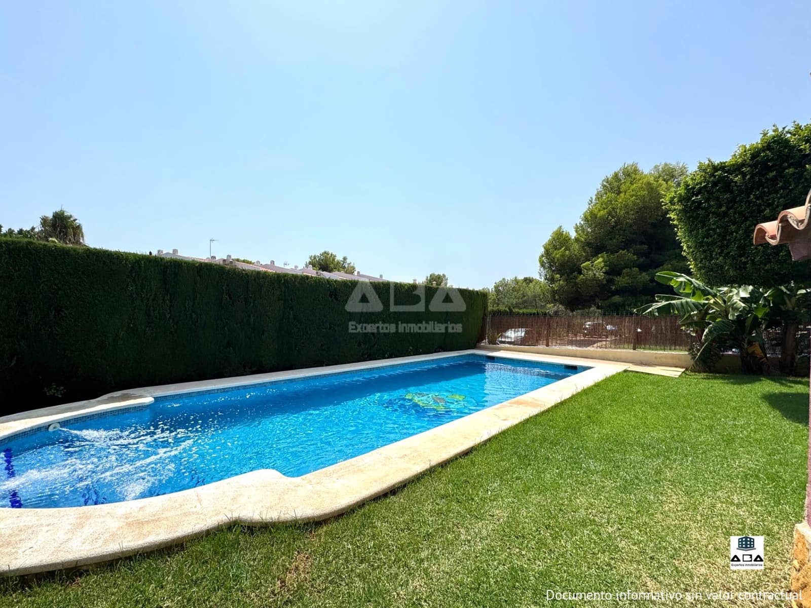 2 bedroom Beach Apartment for sale in Alcossebre with pool garage - € 229,000 (Ref: 9945827)