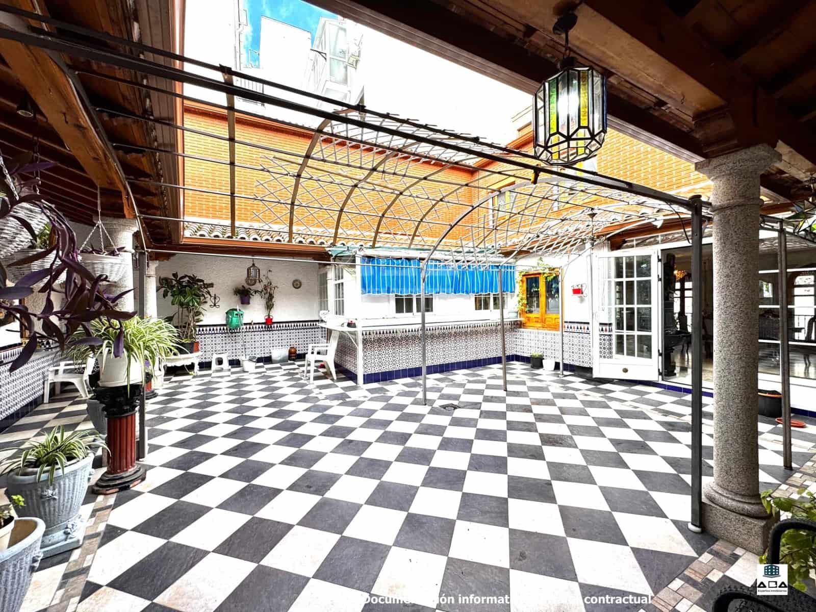 3 sovrum Hus till salu i Torrijos med garage - 515 000 € (Ref: 9945828)