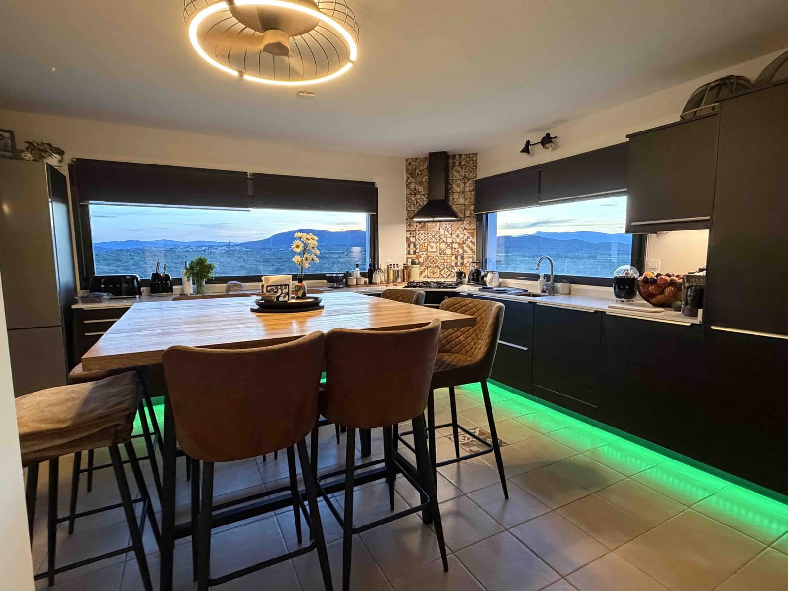 6 soveværelse Guesthouse/B & B til salg i Traiguera med swimmingpool garage - € 725.000 (Ref: 9944912)