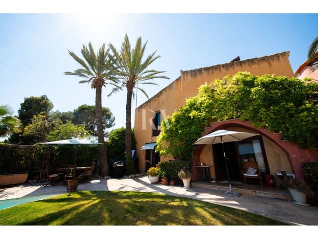 3 soveværelse Villa til salg i La Nou de Gaià med swimmingpool - € 748.000 (Ref: 9991791)