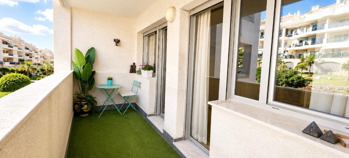 2 slaapkamer Appartement te koop in Riviera del Sol met zwembad garage - € 335.000 (Ref: 9941165)