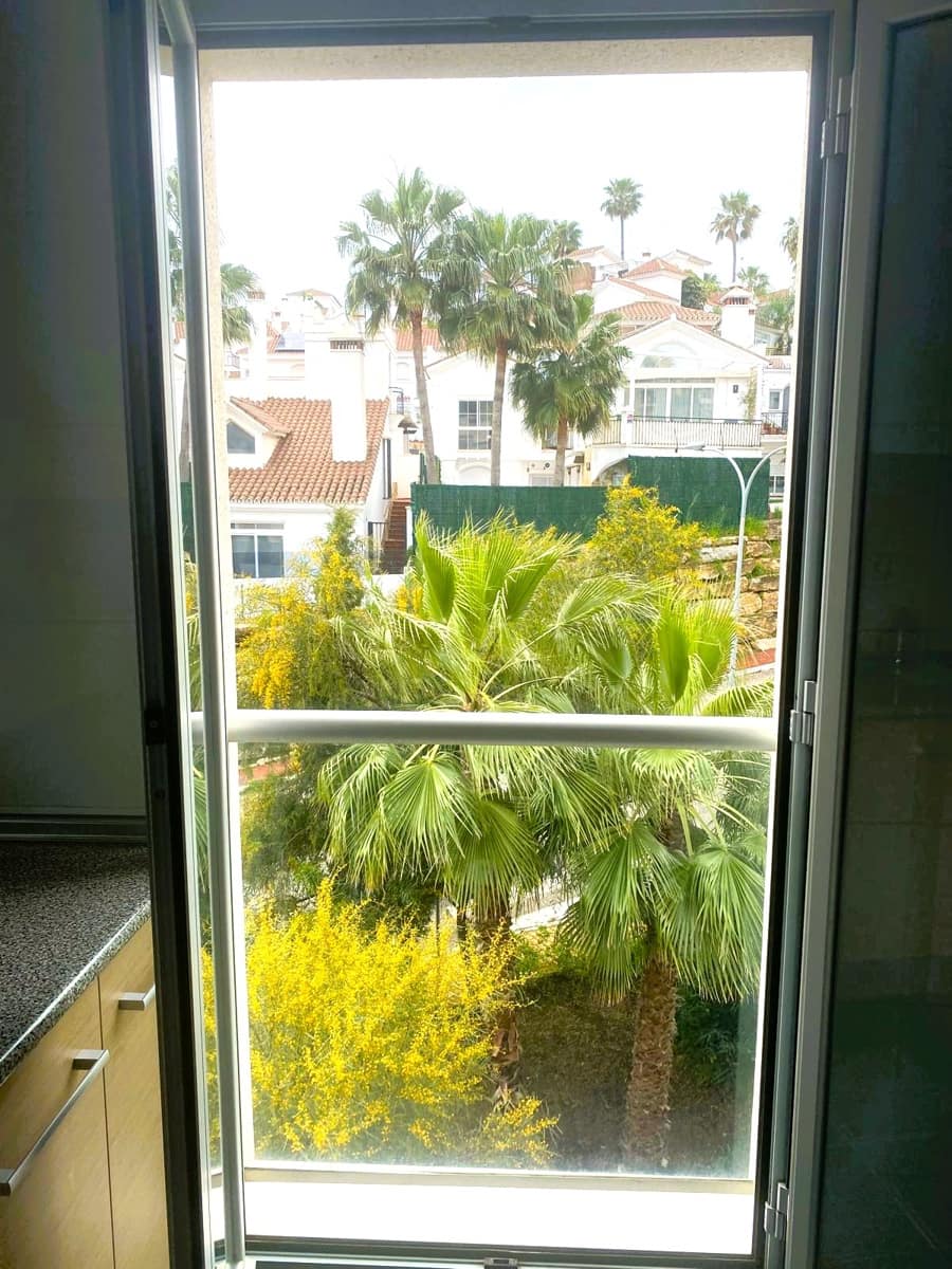 2 slaapkamer Appartement te koop in Riviera del Sol met zwembad garage - € 335.000 (Ref: 9941165)