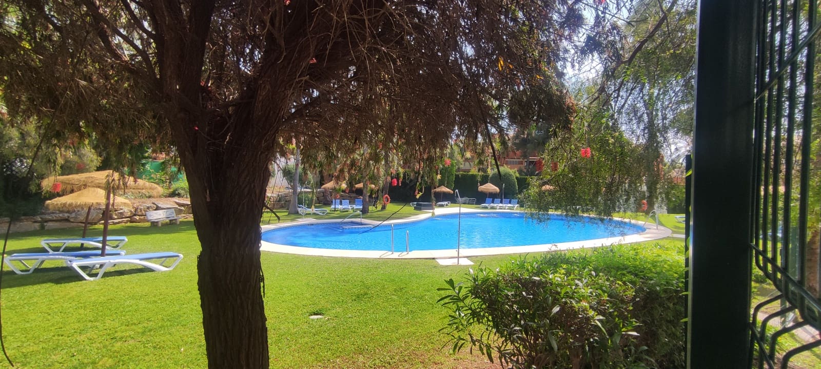 2 bedroom Apartment for sale in Marbella with pool garage - € 475,000 (Ref: 9941170)