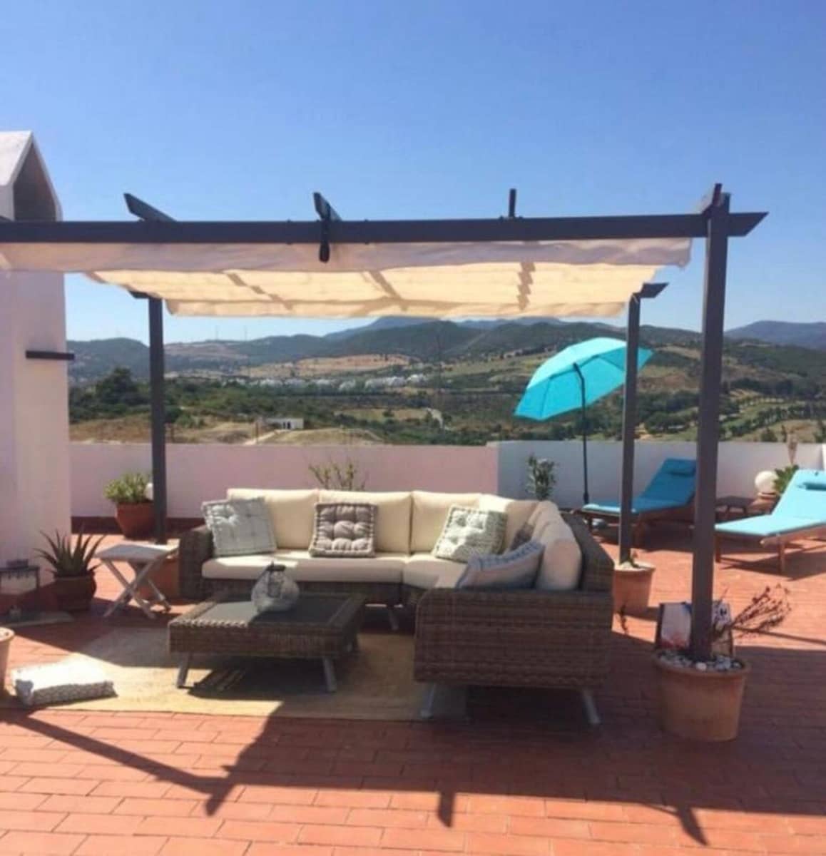 2 makuuhuone Kattohuoneisto myytävänä paikassa Estepona mukana uima-altaan - 450 000 € (Ref: 9993663)