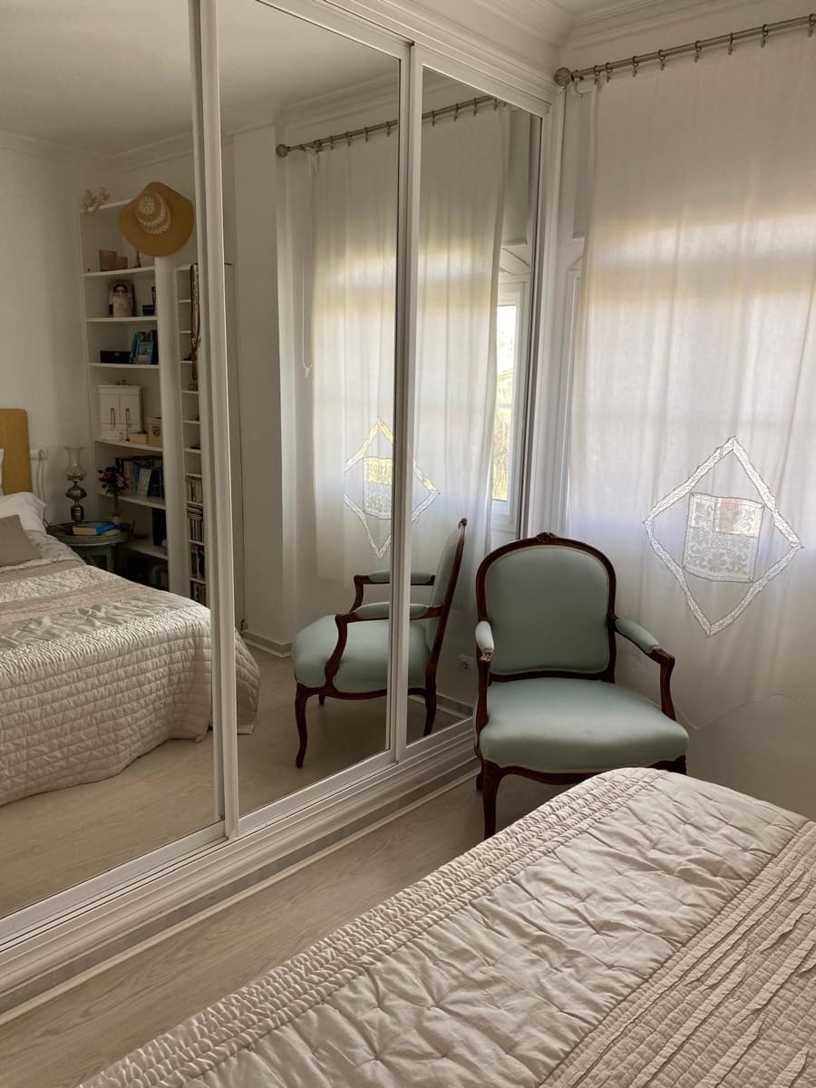 2 makuuhuone Kattohuoneisto myytävänä paikassa Estepona mukana uima-altaan - 450 000 € (Ref: 9993663)