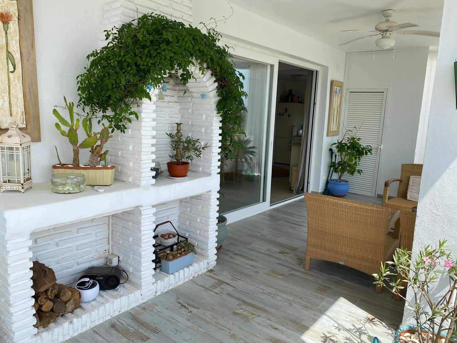 2 makuuhuone Kattohuoneisto myytävänä paikassa Estepona mukana uima-altaan - 450 000 € (Ref: 9993663)