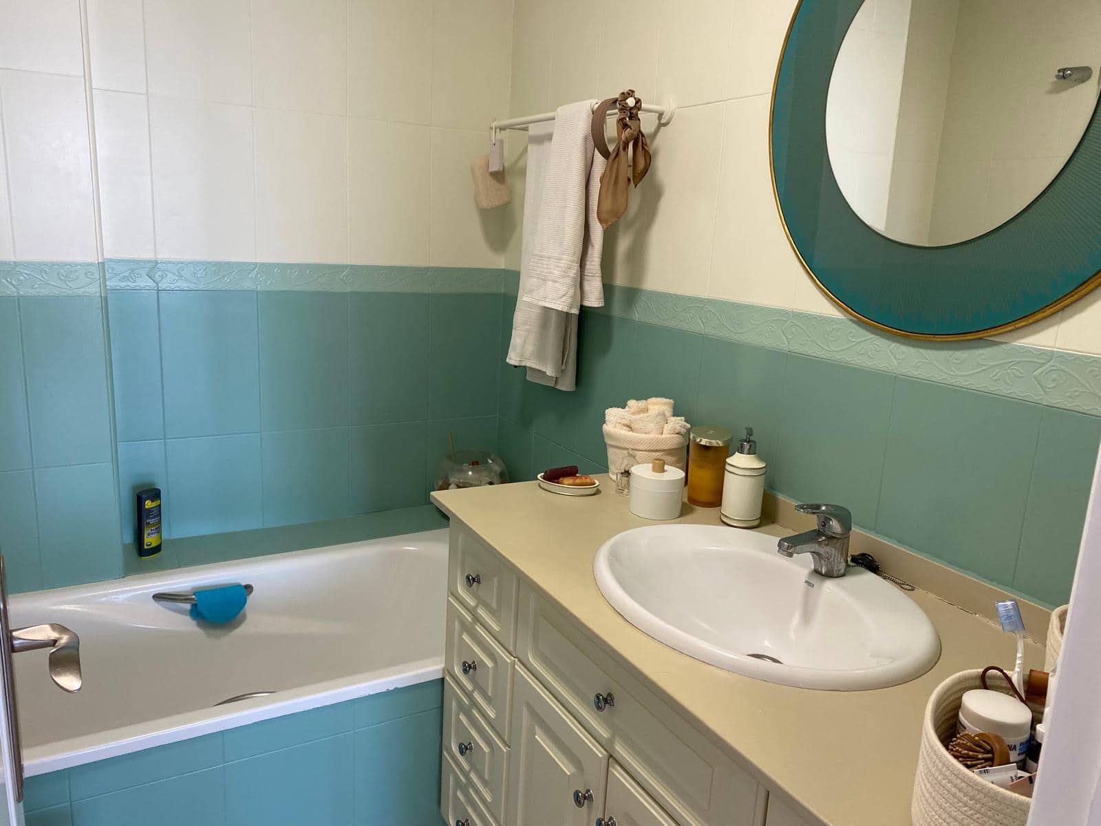2 makuuhuone Kattohuoneisto myytävänä paikassa Estepona mukana uima-altaan - 450 000 € (Ref: 9993663)