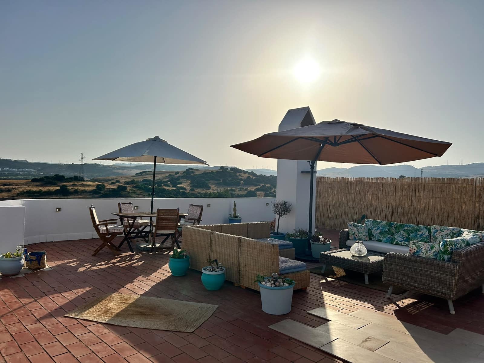 2 makuuhuone Kattohuoneisto myytävänä paikassa Estepona mukana uima-altaan - 450 000 € (Ref: 9993663)