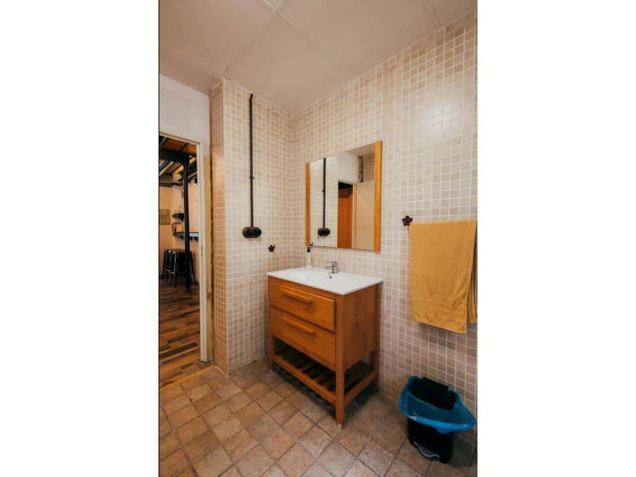 8 soveværelse Semi-Rækkehus til salg i Valencia by - € 879.000 (Ref: 10094009)