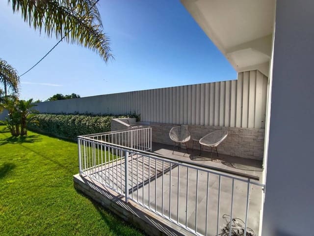 7 soveværelse Villa til salg i Carlet med swimmingpool garage - € 485.000 (Ref: 10157141)