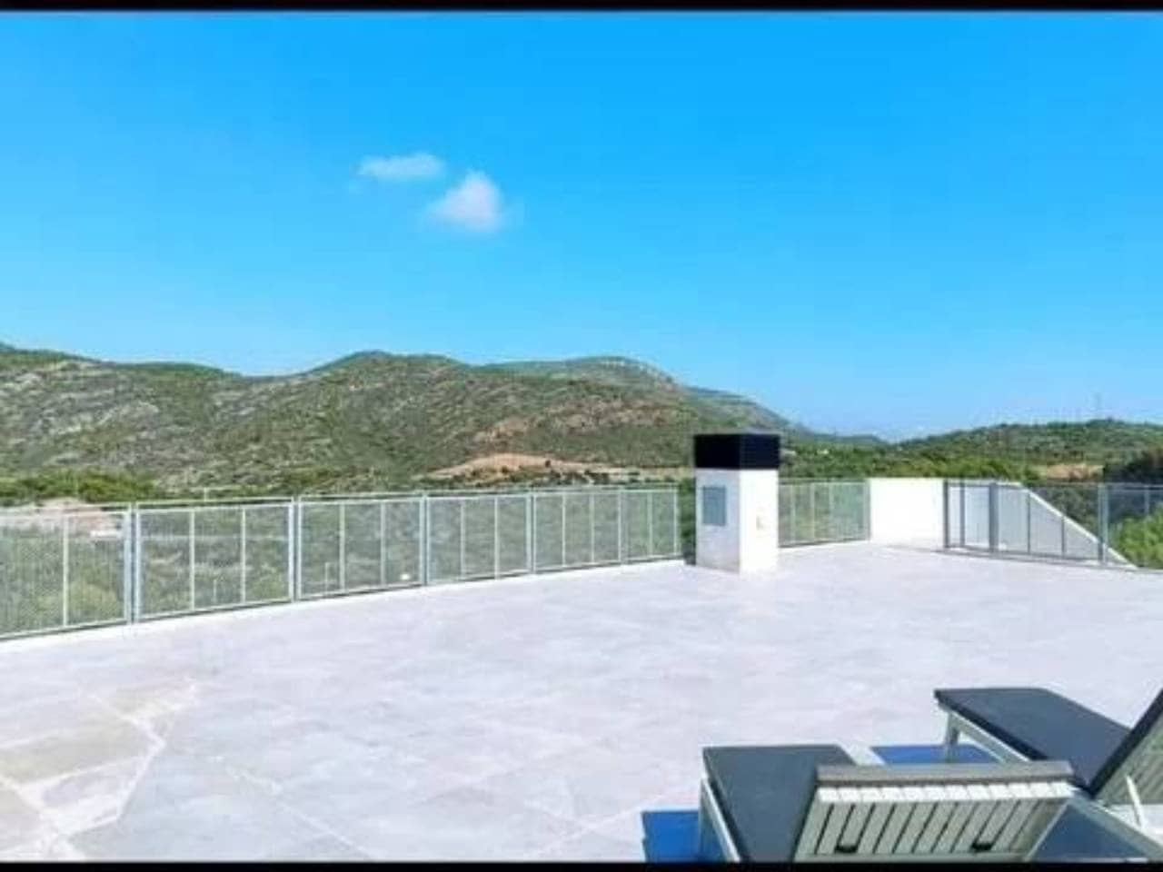 3 sypialnia Penthouse na sprzedaż w Oropesa  z basenem garażem - 610 000 € (Ref: 9960225)