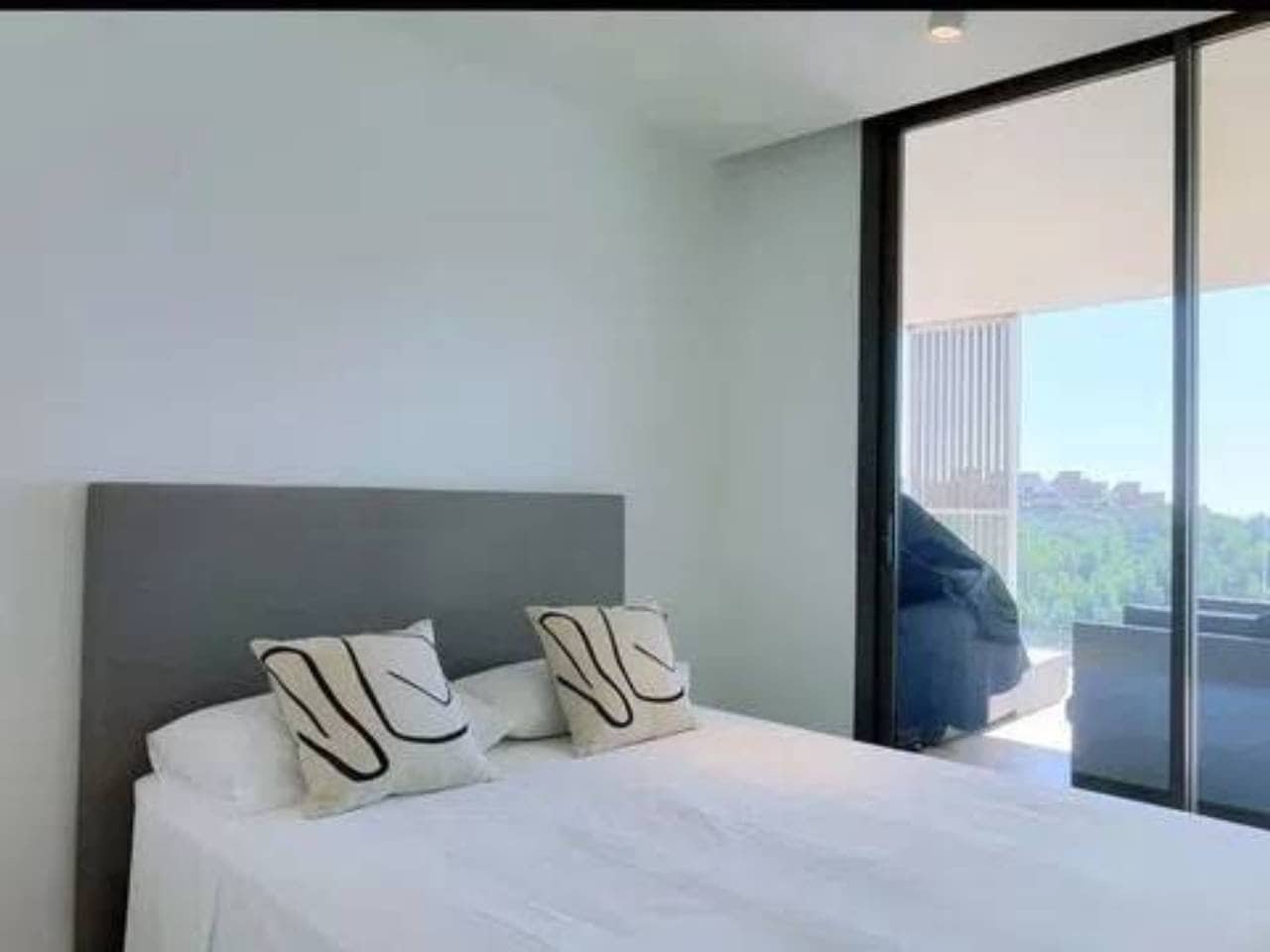 3 sypialnia Penthouse na sprzedaż w Oropesa  z basenem garażem - 610 000 € (Ref: 9960225)