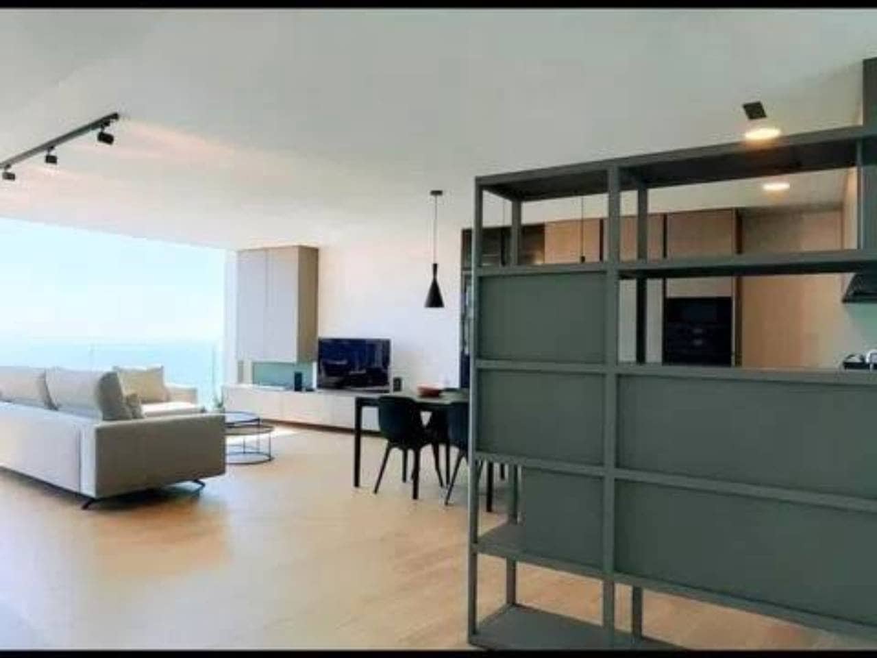 3 sypialnia Penthouse na sprzedaż w Oropesa  z basenem garażem - 610 000 € (Ref: 9960225)