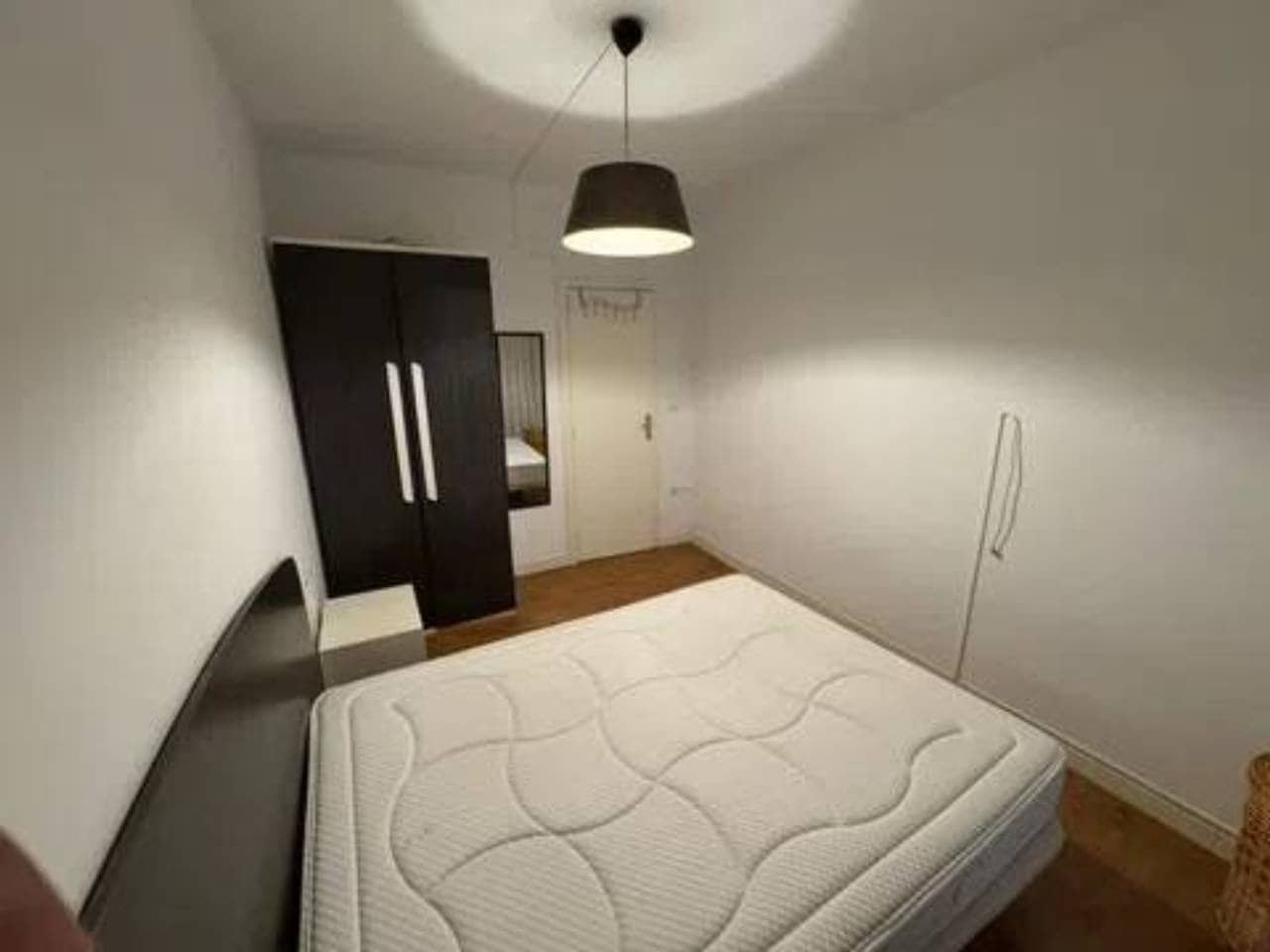 8 slaapkamer Flat te koop in Valencia stad met garage - € 1.300.000 (Ref: 9960226)