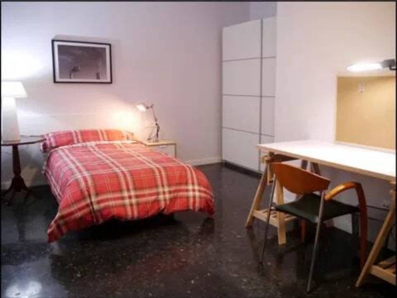 8 slaapkamer Flat te koop in Valencia stad met garage - € 1.300.000 (Ref: 9960226)