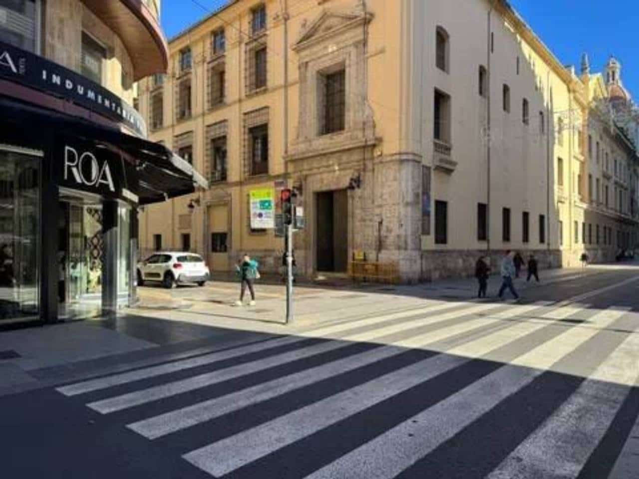 8 slaapkamer Flat te koop in Valencia stad met garage - € 1.300.000 (Ref: 9960226)