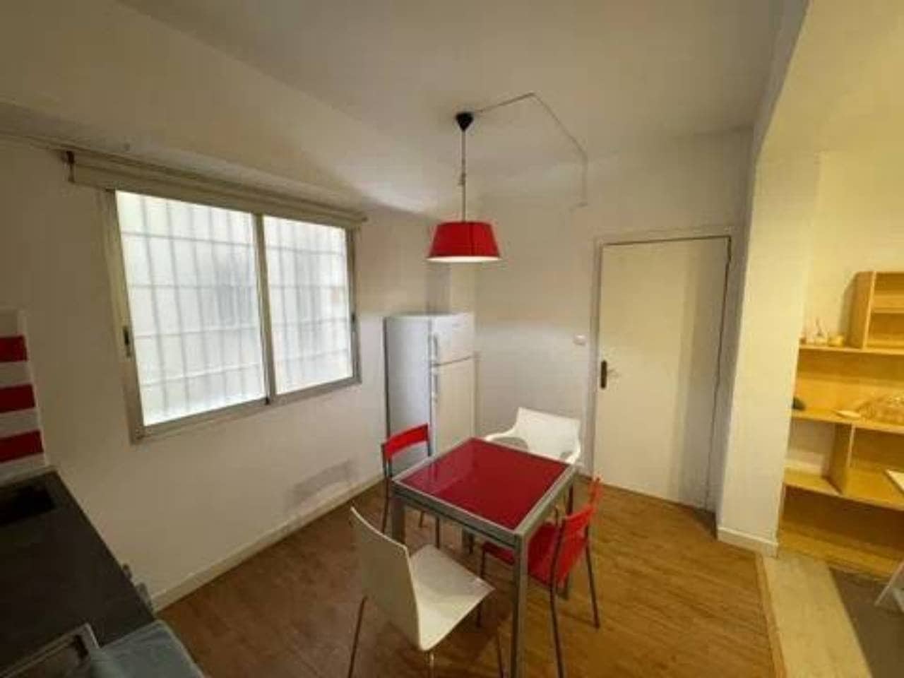 8 slaapkamer Flat te koop in Valencia stad met garage - € 1.300.000 (Ref: 9960226)