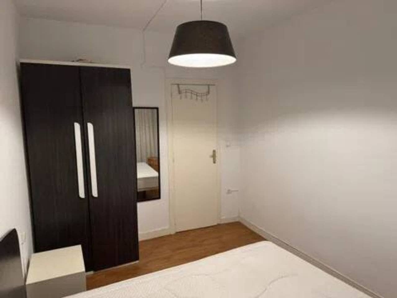 8 slaapkamer Flat te koop in Valencia stad met garage - € 1.300.000 (Ref: 9960226)
