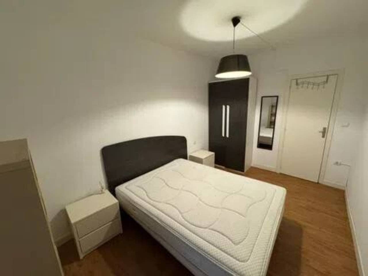8 slaapkamer Flat te koop in Valencia stad met garage - € 1.300.000 (Ref: 9960226)