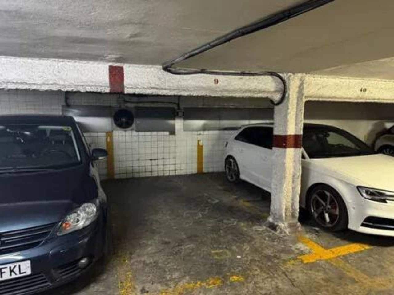 8 slaapkamer Flat te koop in Valencia stad met garage - € 1.300.000 (Ref: 9960226)