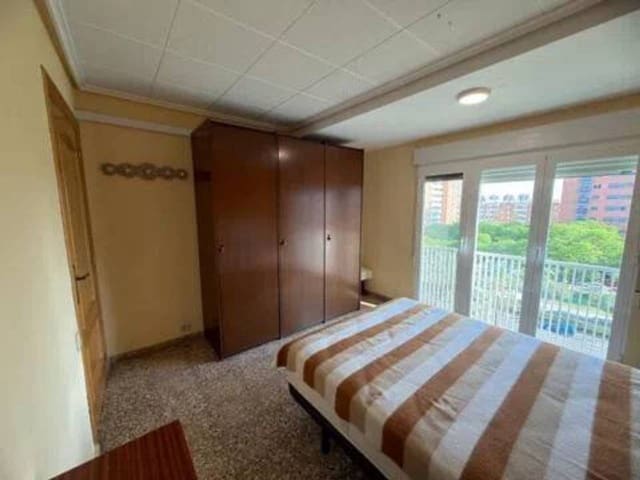 3 slaapkamer Flat te koop in Cami Real, Valencia stad met garage - € 297.000 (Ref: 9960227)