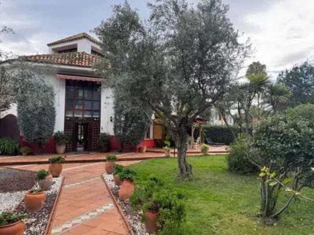 5 slaapkamer Villa te koop in Puig met zwembad garage - € 830.000 (Ref: 9960228)