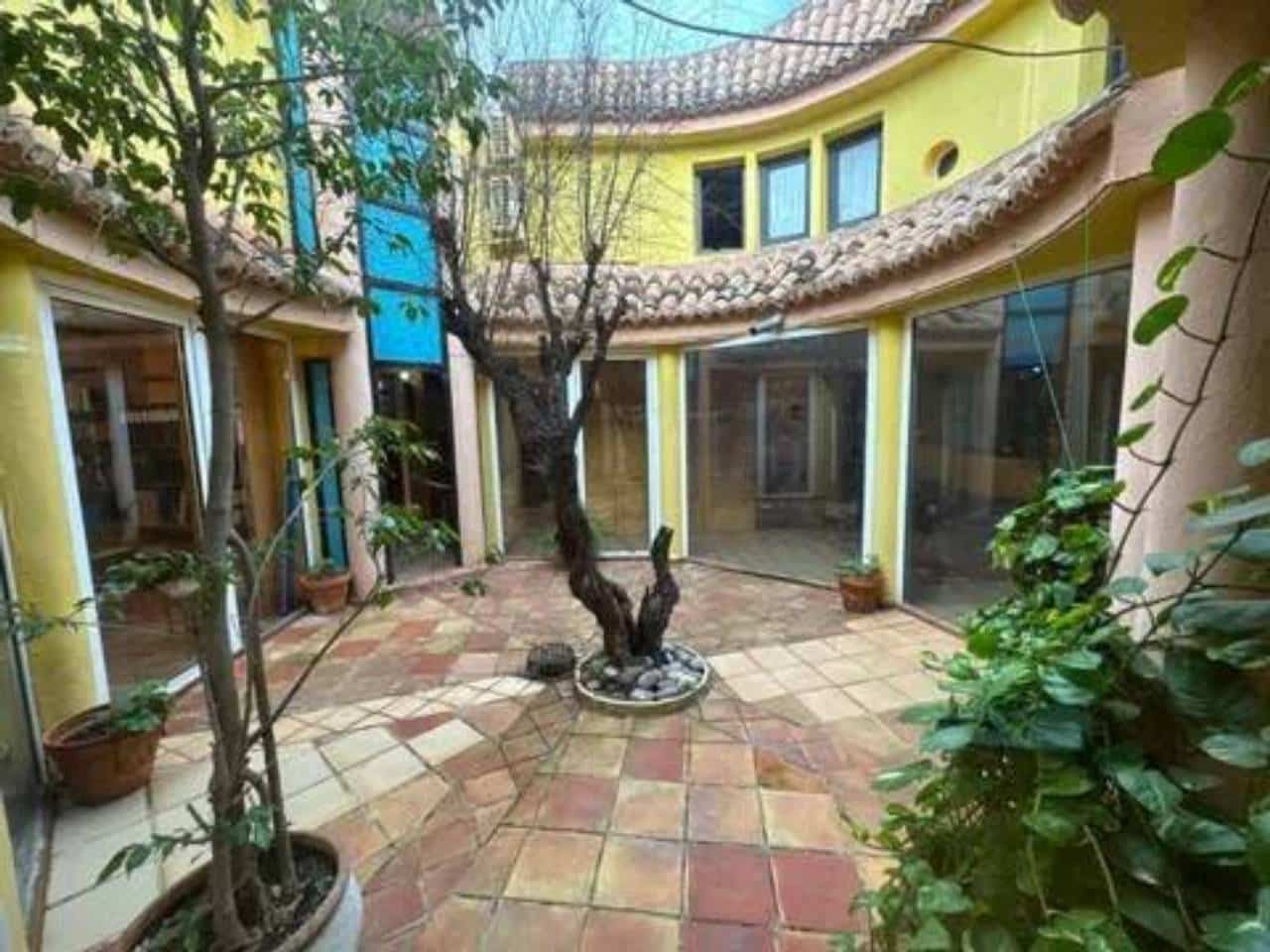 5 sypialnia Willa na sprzedaż w Puig z basenem garażem - 830 000 € (Ref: 9960228)
